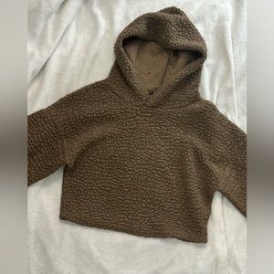 ☆Brown fuzzy cropped hoodie☆